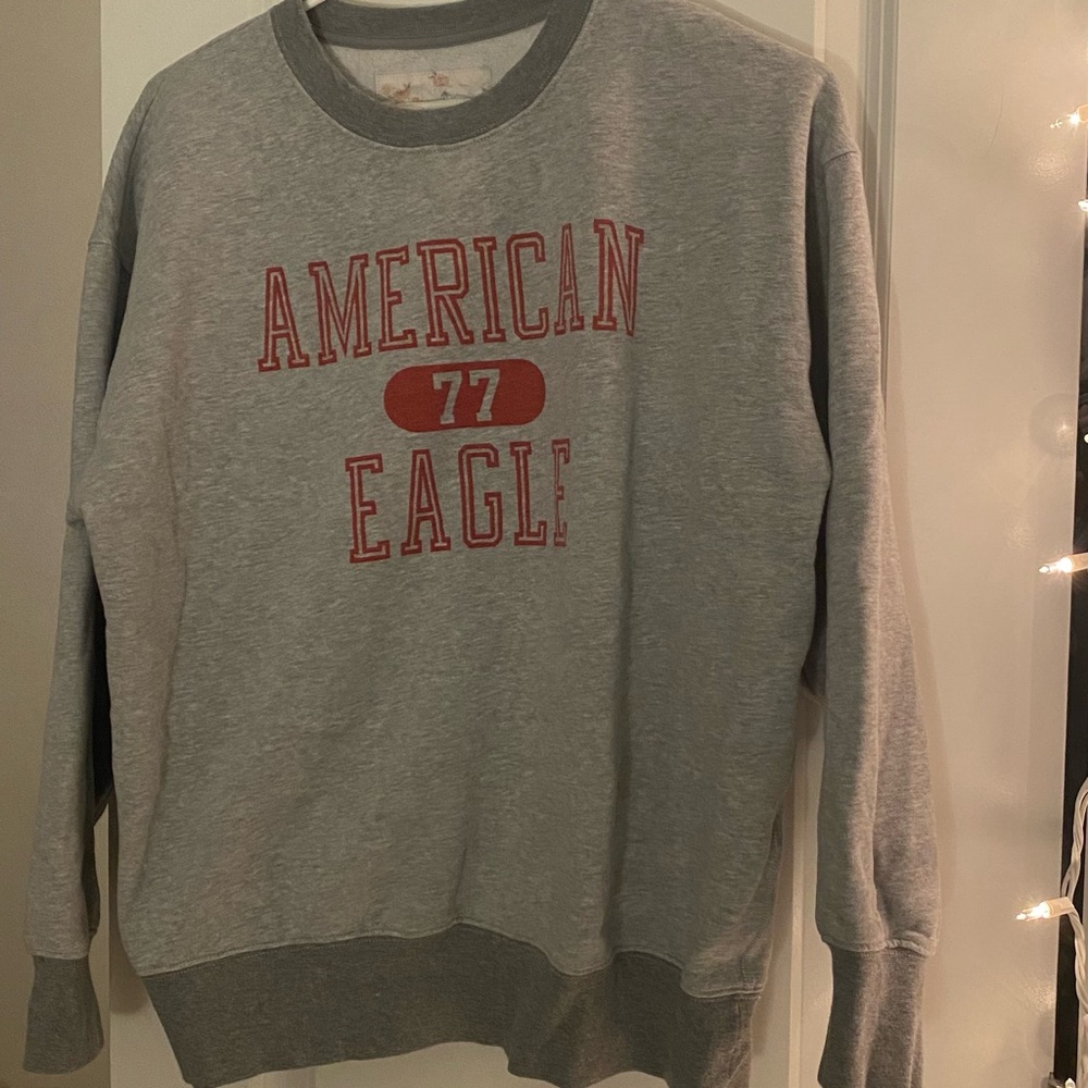 American eagle crew neck